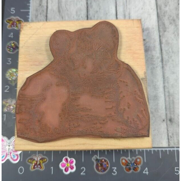 The Artist Stamps Lion Cub Detailed Lying On Log Rubber Stamp Wood #E24 - Picture 2 of 3